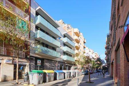 Propiedad en Hospitalet con Terraza y 3 Habitaciones