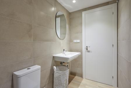 Apartment for Rent in Hospitalet Castelao - Gran Via 2 - Parking Opcional