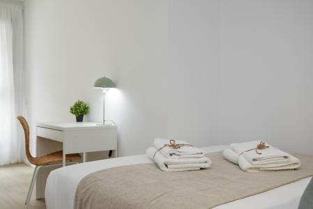 Apartment for Rent in Hospitalet Castelao - Gran Via 2 - Parking Opcional