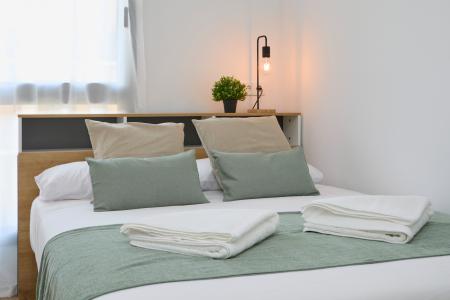 Apartment for Rent in Hospitalet Castelao - Gran Via 2 - Parking Opcional