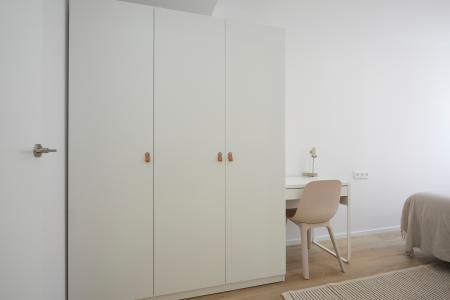 Apartment for Rent in Hospitalet Castelao - Gran Via 2 - Parking Opcional