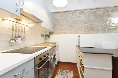Appartement te huur in Barcelona Montanyans - Born (wifi Soon)