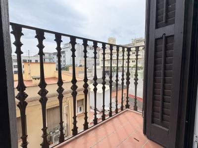 Piso en Alquiler en Barcelona Perill - Lluis Vives