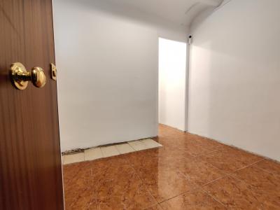 Local comercial en Lloguer a Barcelona Atlantida - Andrea Doria (precio + Iva)