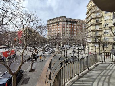 Pis en Lloguer a Barcelona Av. Gaudí - Còrsega