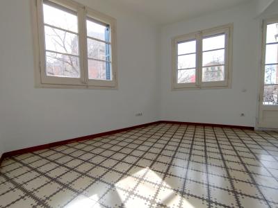 Pis en Lloguer a Barcelona Av. Gaudí - Còrsega