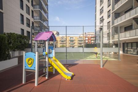 Apartment for Rent in Barcelona Gran Via De Les Corts (gym + Swimming Pool)