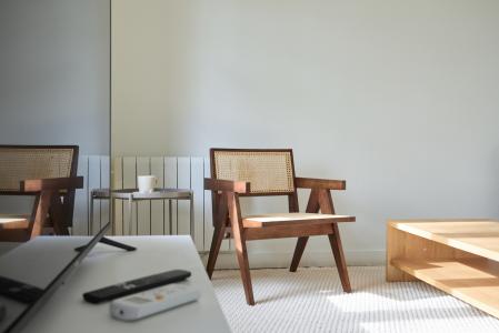 Apartamento en alquiler temporal con amplio salón en la Barceloneta