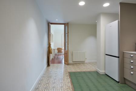 Apartamento en alquiler temporal con amplio salón en la Barceloneta