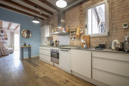 Apartamento en alquiler temporal con dos habitaciones dobles en Eixample