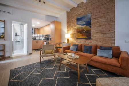 Appartement te huur in Barcelona Sant Gil - Ronda Sant Antoni (min 5 Months)