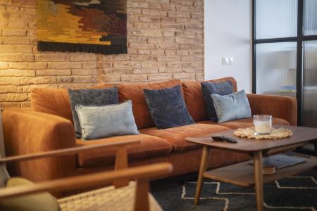 Appartement te huur in Barcelona Sant Gil - Ronda Sant Antoni (min 5 Months)