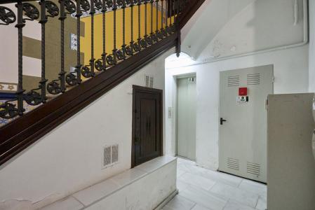 Appartement te huur in Barcelona Plaça Sant Josep Oriol - Basilica Sant M Del Pi