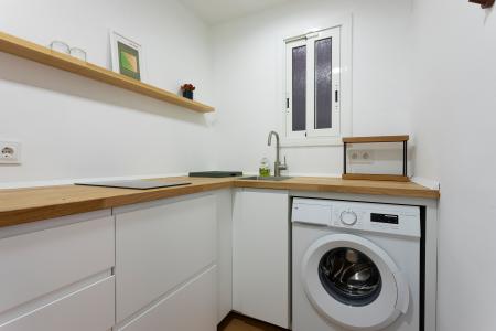 Appartement te huur in Barcelona Carretes - Cera
