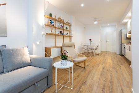 Apartment for Rent in Barcelona Casp - Passeig De Sant Joan (parking Opcional)