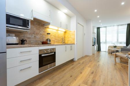 Apartment for Rent in Barcelona Casp - Passeig De Sant Joan (parking Opcional)