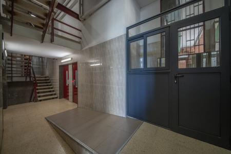 Apartamento para Alugar em Barcelona Mare De Deu Del Port - Zona Franca (6 Months Min)