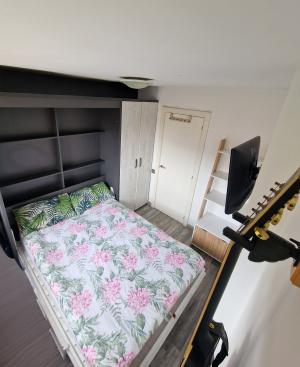 Apartamento para Alugar em Barcelona Mare De Deu Del Port - Zona Franca (6 Months Min)