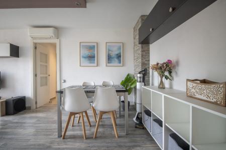 Apartamento para Alugar em Barcelona Mare De Deu Del Port - Zona Franca (6 Months Min)