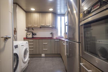 Apartamento para Alugar em Barcelona Mare De Deu Del Port - Zona Franca (6 Months Min)