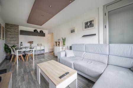 Apartamento para Alugar em Barcelona Mare De Deu Del Port - Zona Franca (6 Months Min)