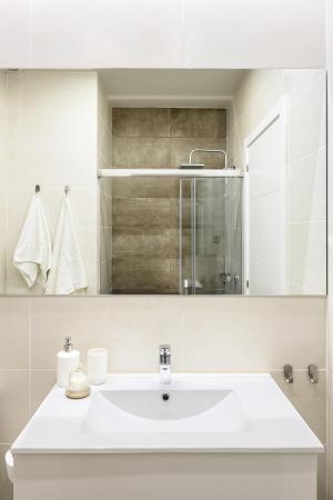 Apartment for Rent in Barcelona Sardenya - Consell De Cent