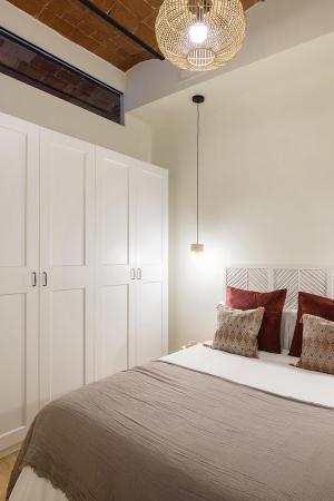 Apartment for Rent in Barcelona Sardenya - Consell De Cent