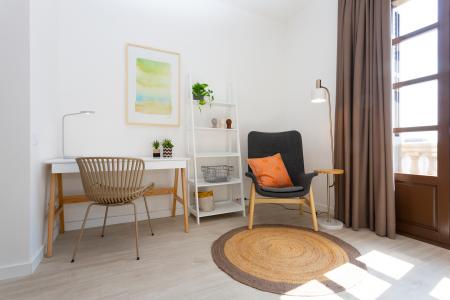 Penthouse for sale in Barcelona Consell De Cent - Dos De Maig (until June 30th)