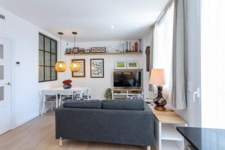 Apartment for Rent in Barcelona Asturies - Torrent De L'olla (min 7 Months)