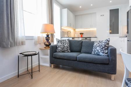 Apartment for Rent in Barcelona Asturies - Torrent De L'olla (min 7 Months)