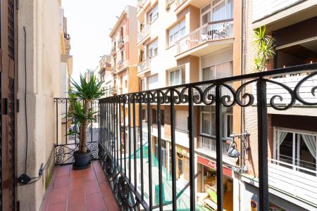 Appartement à louer à Barcelona Asturies - Torrent De L'olla (min 7 Months)