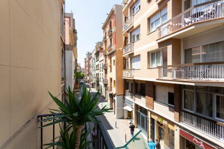Appartement à louer à Barcelona Asturies - Torrent De L'olla (min 7 Months)