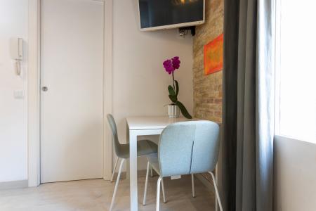 Apartment for Rent in Barcelona Paredes - Ginebra