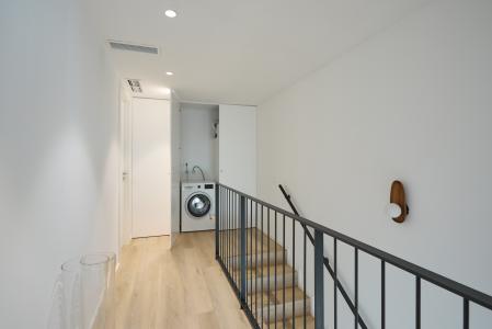 Apartamento en alquiler temporal con dos habitaciones, tres baños y terraza en Hospitalet
