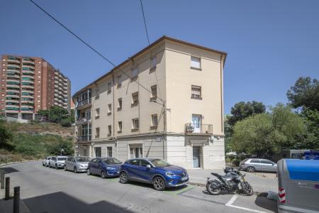 Apartamento en alquiler temporal con dos habitaciones y despacho en Park Güell