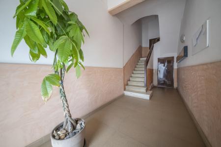 Apartamento en alquiler temporal con dos habitaciones y despacho en Park Güell