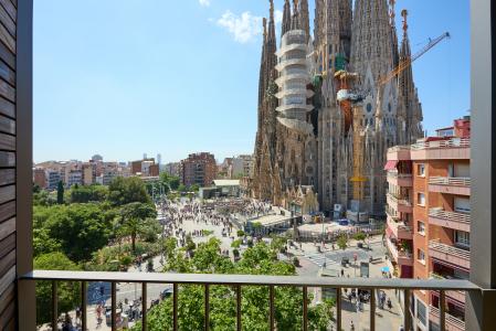 Apartment for Rent in Barcelona Av. Gaudí - Marina (min 3 Months)