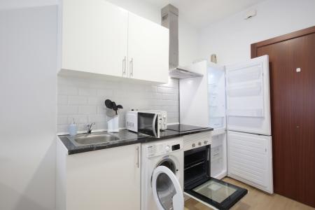 Studio in Affitto a Madrid Virgen De La Alegria - Av. Donostiarra