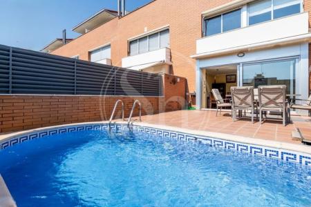 Terraced house for Rent in Sant Feliu de Llobregat Passatge De L'ametller - Jacint Rius