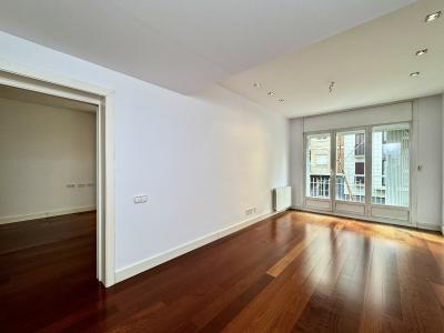 Apartamento para Alugar em Barcelona Paris - Casanova