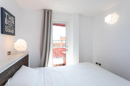 Luminoso piso de alquiler mensual en Gràcia