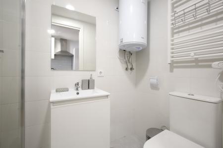 Studio zur Miete in Madrid Virgen De La Alegria - Av. Donostiarra