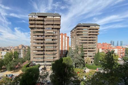 Apartment for Rent in Madrid Calle Faustina Peñalver - Calle José Silva
