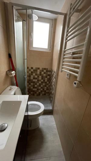 Studio for Rent in Madrid Av. Menéndez Pelayo - Granada