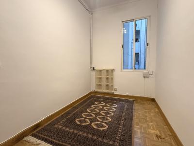 Apartment for Rent in Barcelona Rocafort - Aragó