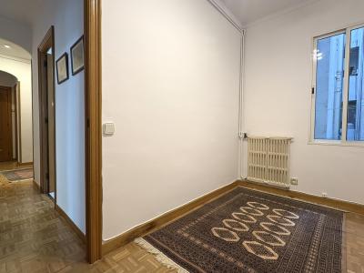 Apartment for Rent in Barcelona Rocafort - Aragó