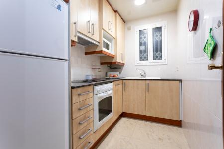 Apartamento en alquiler temporal con dos habitaciones dobles y vestidor en Horta