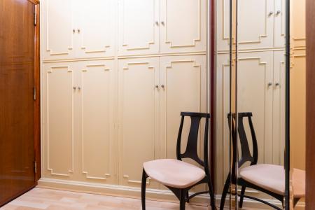 Apartamento en alquiler temporal con dos habitaciones dobles y vestidor en Horta