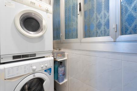 Apartamento en alquiler temporal con dos habitaciones dobles y vestidor en Horta