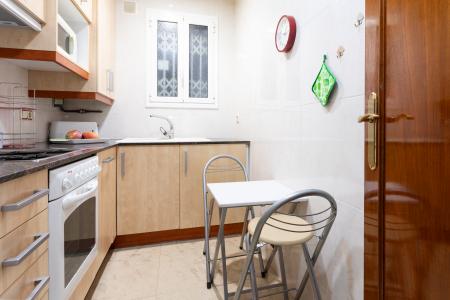 Apartamento en alquiler temporal con dos habitaciones dobles y vestidor en Horta